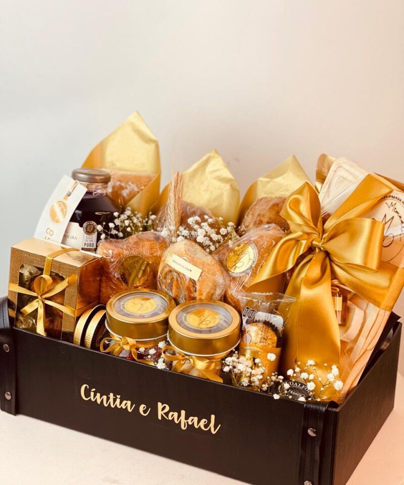 Cesta de Café da Manhã Gourmet Premium